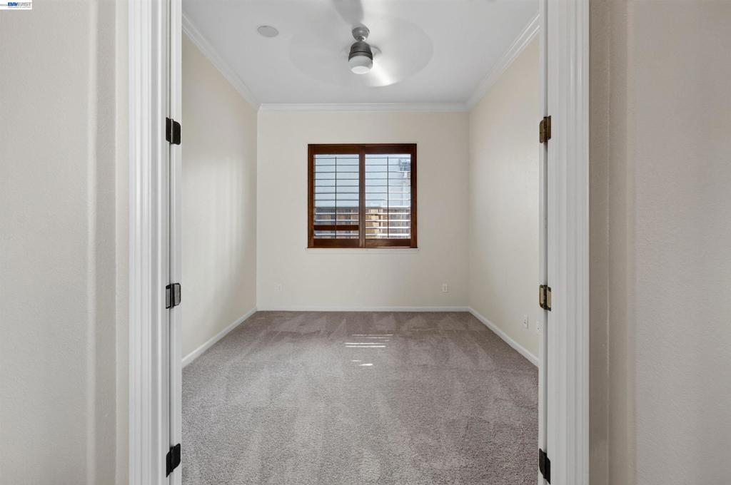 2243 Winchester Loop Property Photo 10