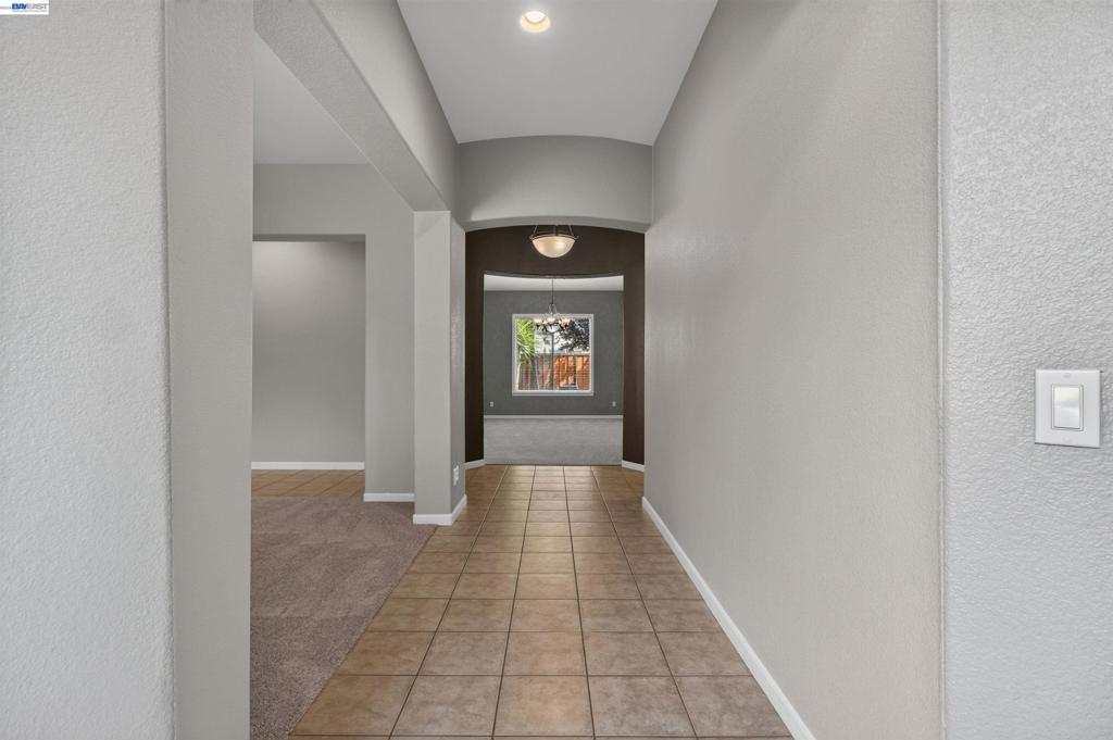 2243 Winchester Loop Property Photo 16