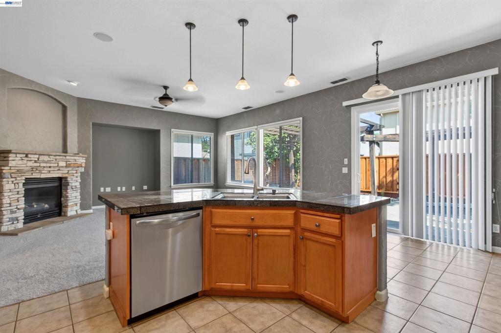 2243 Winchester Loop Property Photo 40