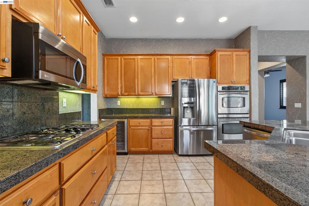 2243 Winchester Loop Property Photo 41