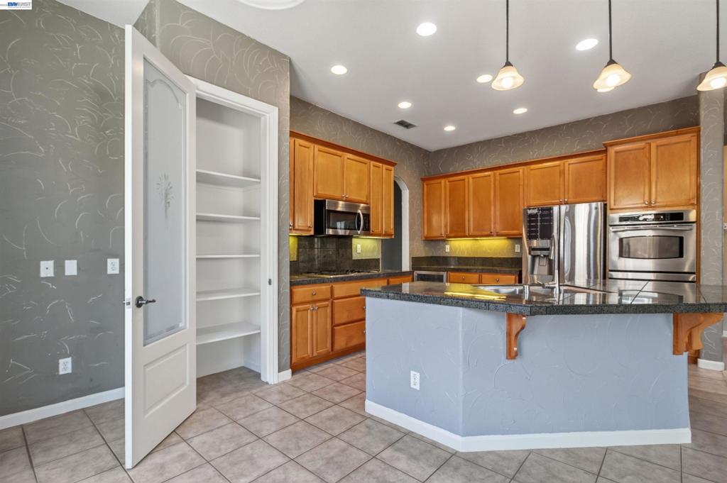 2243 Winchester Loop Property Photo 42