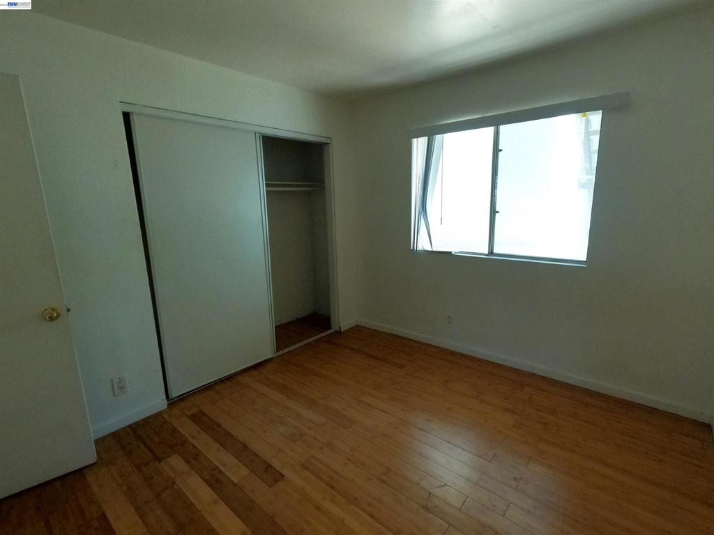1566 Pine Ave 103a Property Photo 9