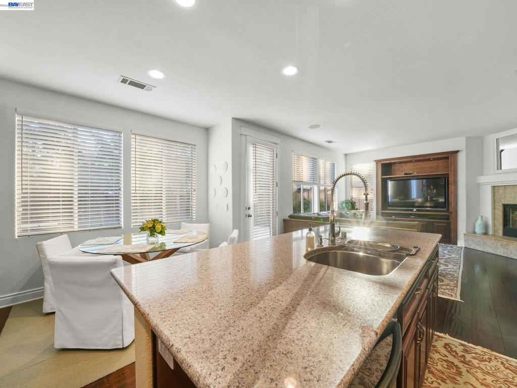 313 Bridgecreek Way Property Photo 13