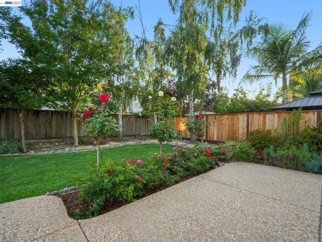 313 Bridgecreek Way Property Photo 45