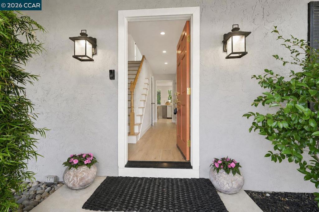 2524 Shadow Mountain Ct Property Photo 3