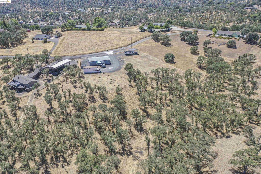 1464 Papoose Dr Property Photo 15