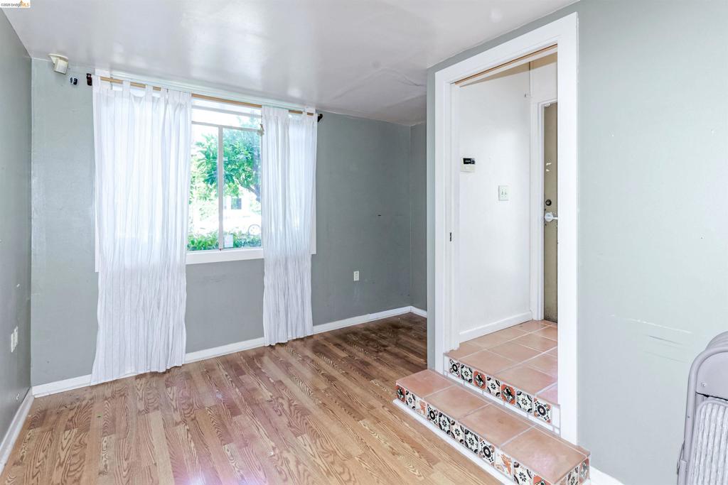 2944 Webster St Property Photo 14
