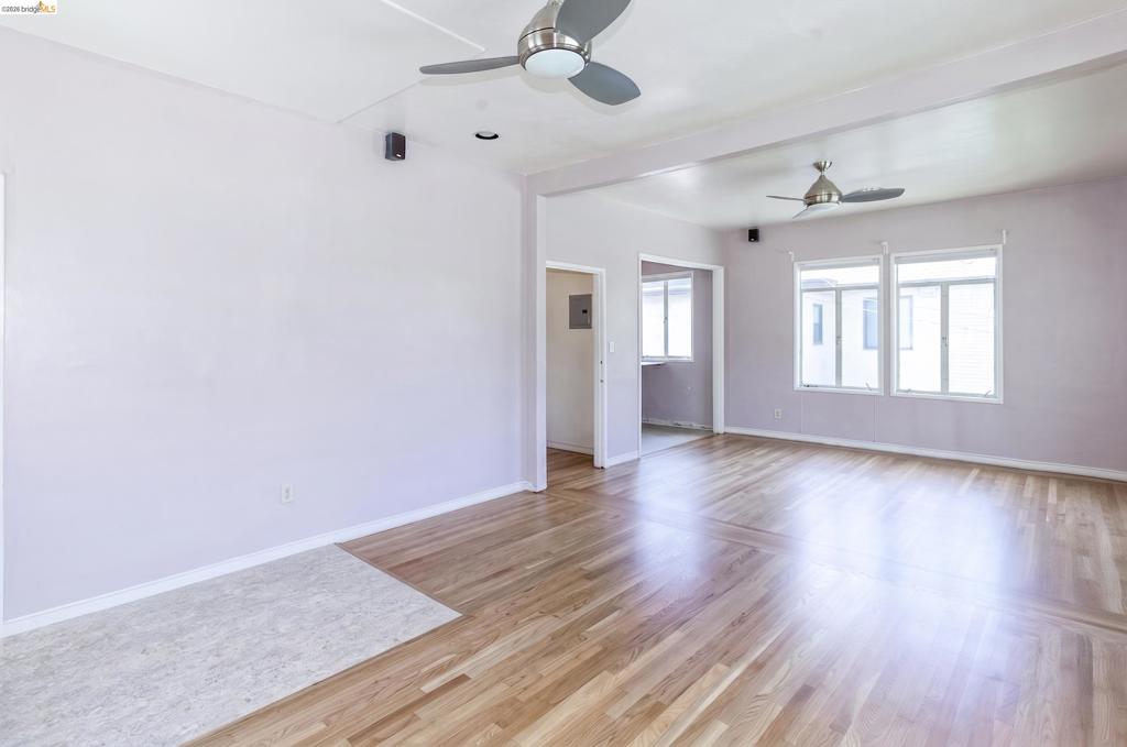 2944 Webster St Property Photo 15