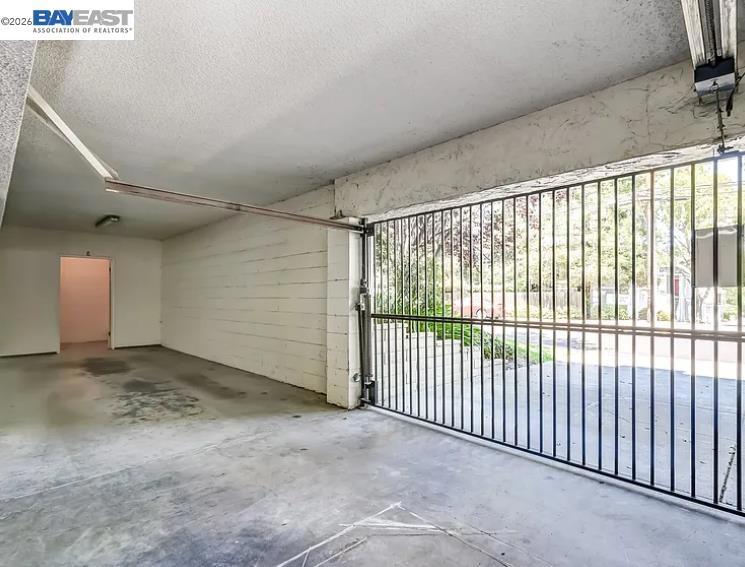 1089 Wesley Ct 8 Property Photo 18