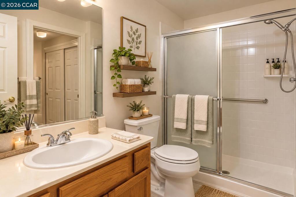 1840 Tice Creek Dr 2237 Property Photo 7