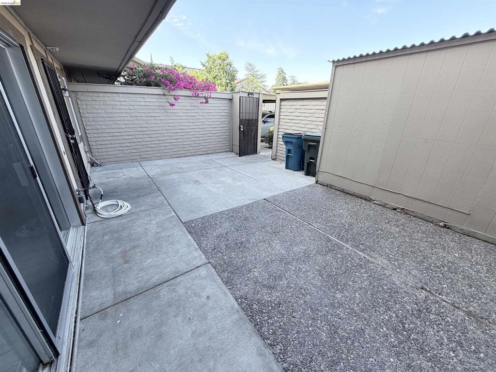 2505 Sonora Ln Property Photo 7