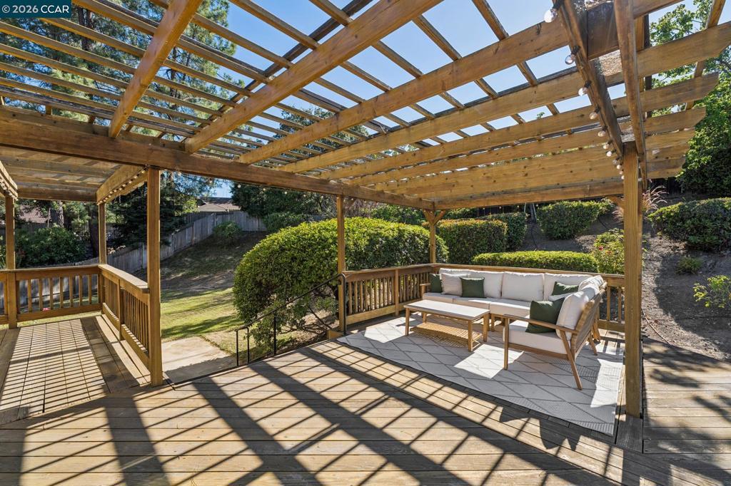41 Burnham Ct Property Photo 54