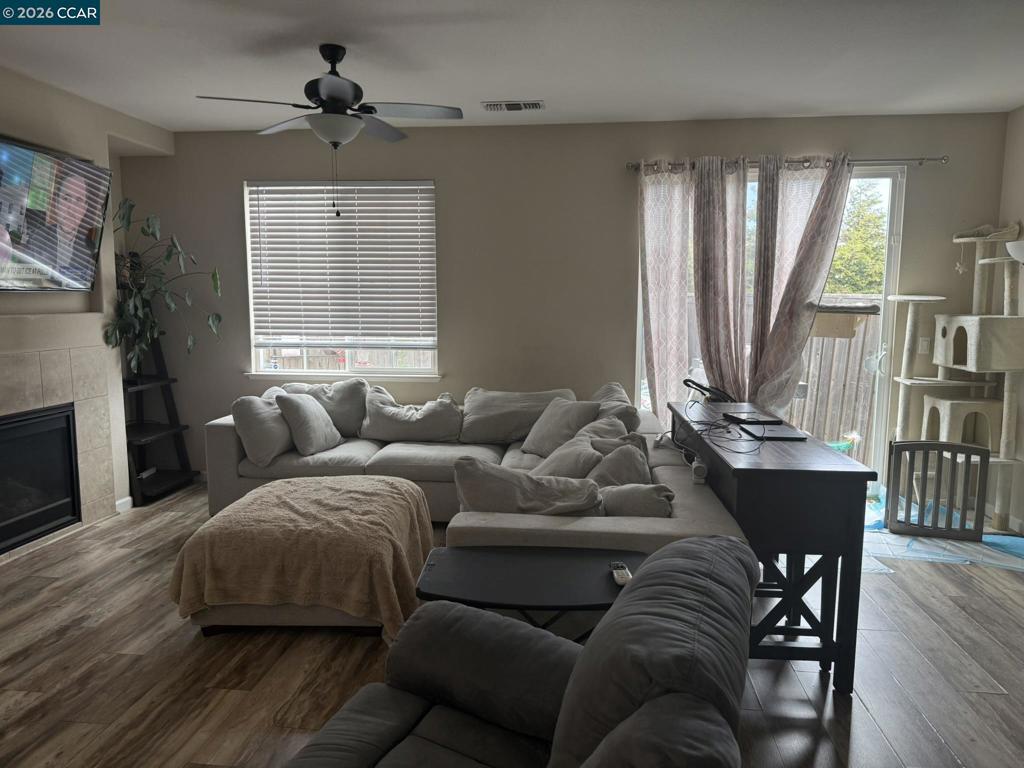 53 Halsey Ct Property Photo 3