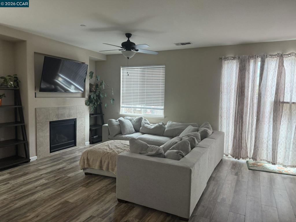 53 Halsey Ct Property Photo 6