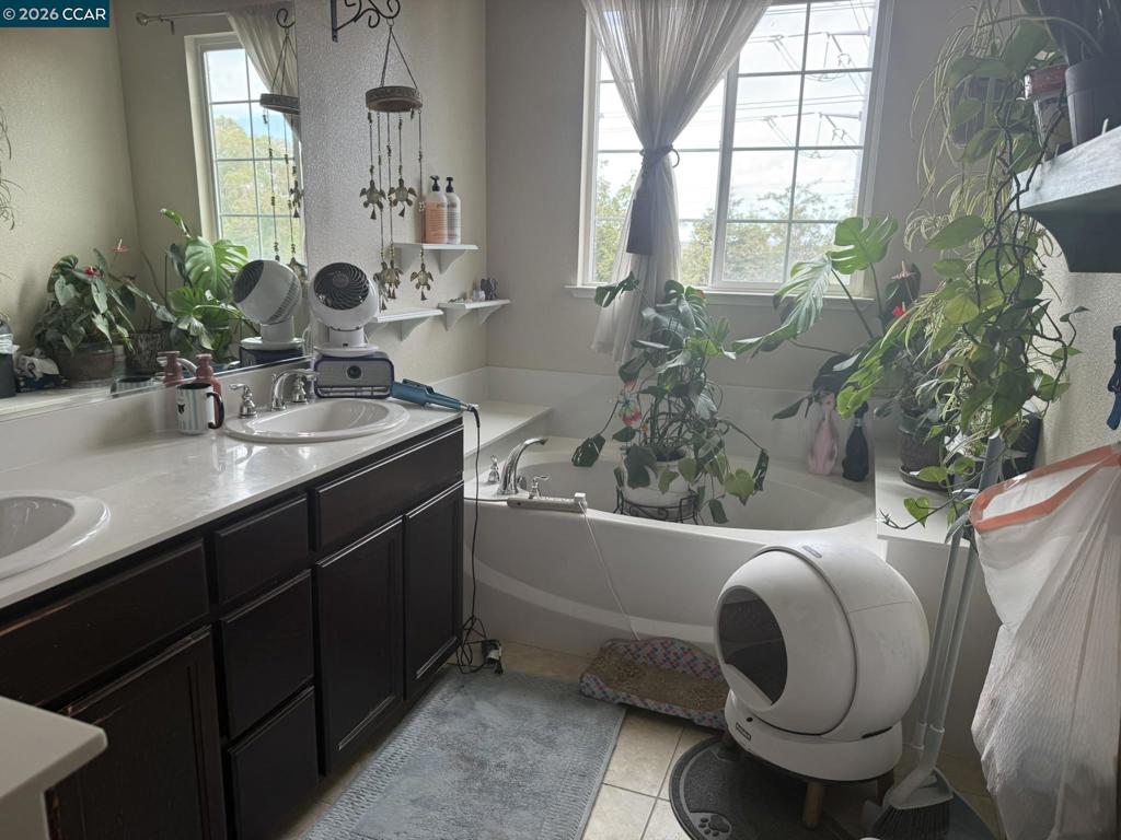 53 Halsey Ct Property Photo 10