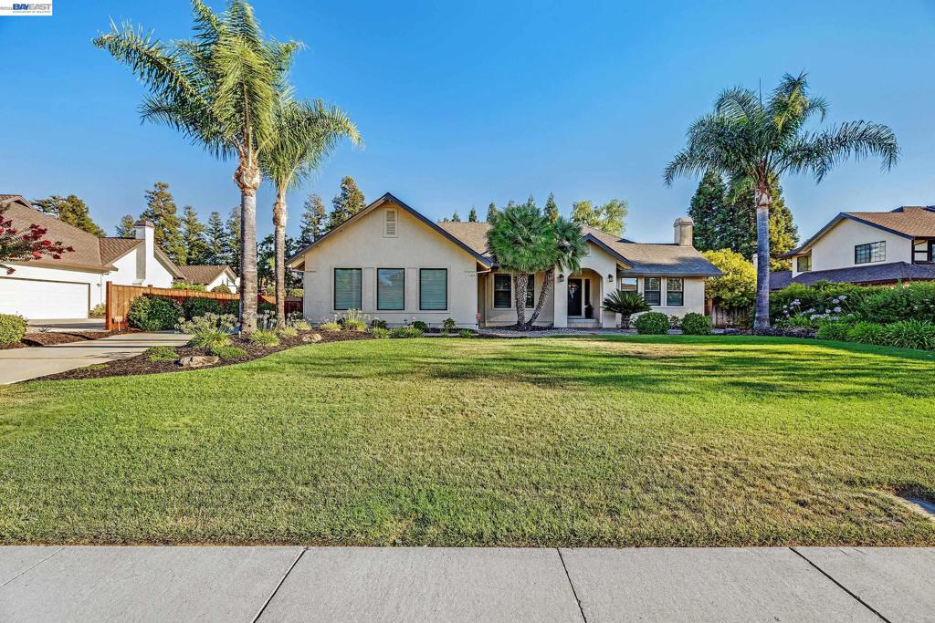 511 Rhea Way Property Photo