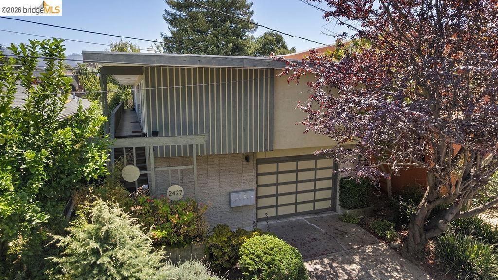 2427 Mckinley Ave Property Photo 1