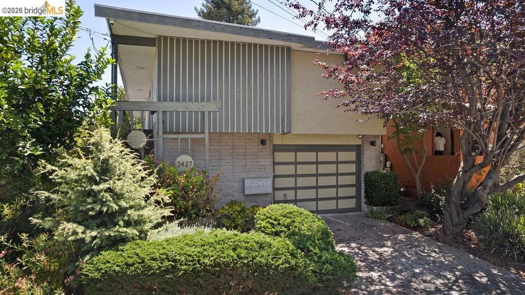 2427 Mckinley Ave Property Photo 3