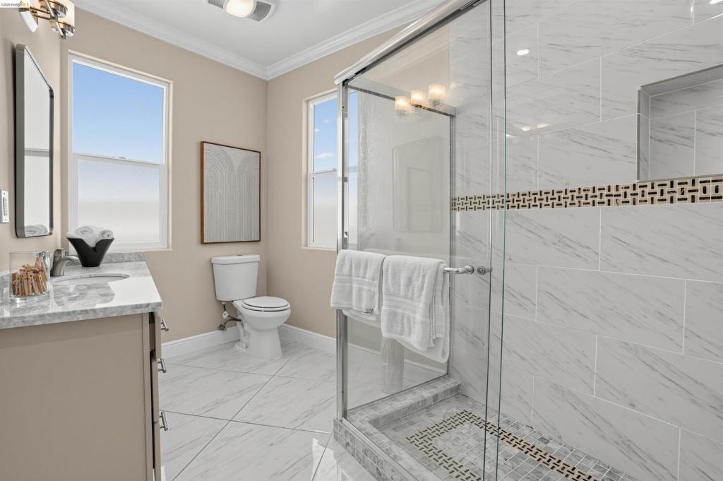 7026 Devon Way Property Photo 20