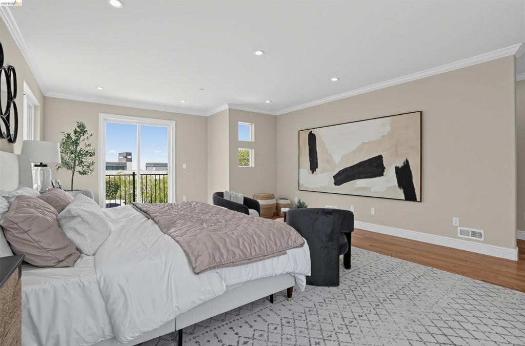 7026 Devon Way Property Photo 23
