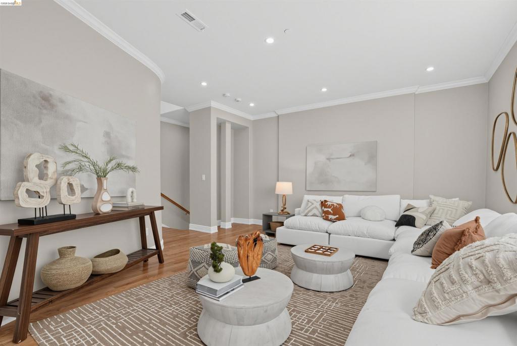 7026 Devon Way Property Photo 29