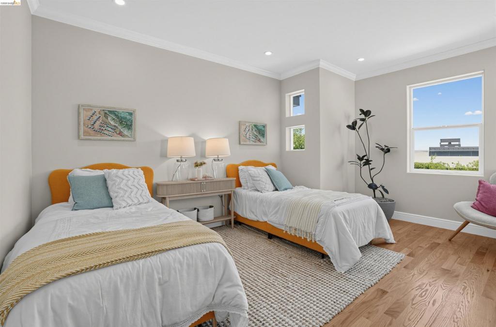 7026 Devon Way Property Photo 37