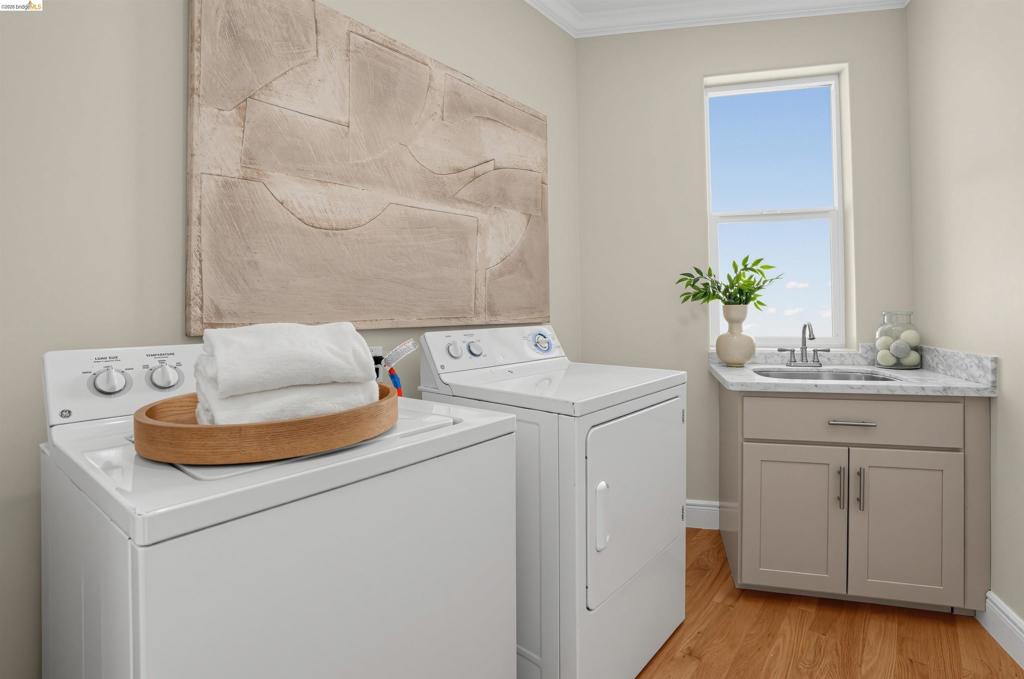 7026 Devon Way Property Photo 38