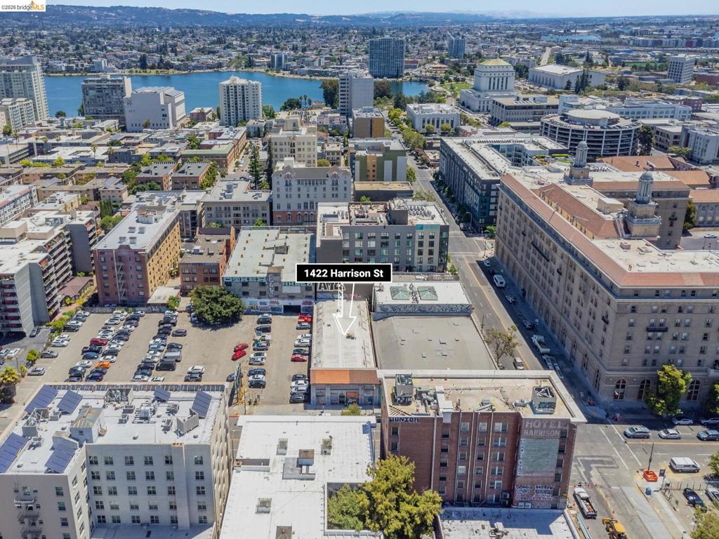1422 Harrison St Property Photo 1
