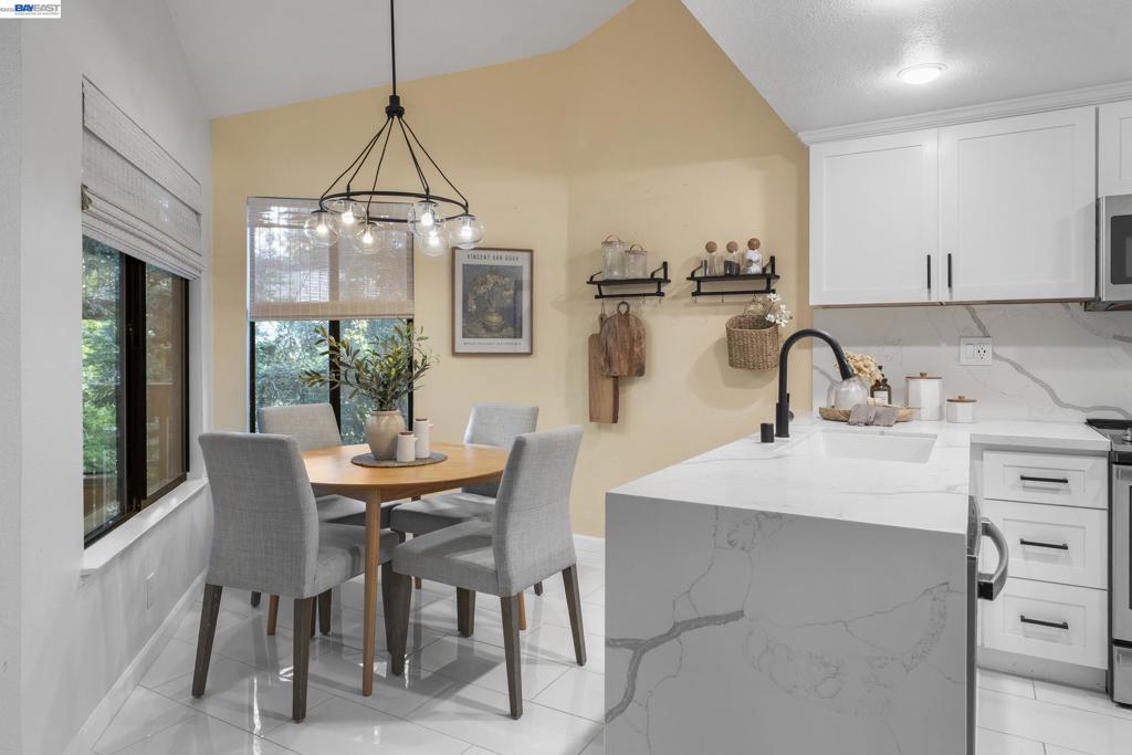 3318 Smoketree Commons Dr Property Photo 1