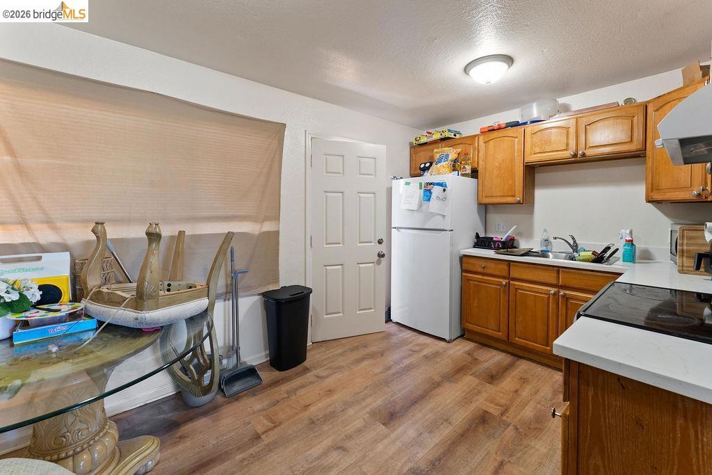 9833 Walnut St Property Photo 34