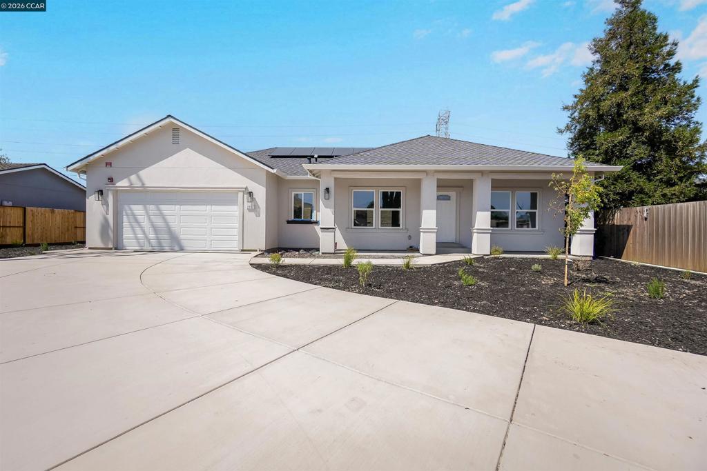2102 Paige Ct Property Photo 6