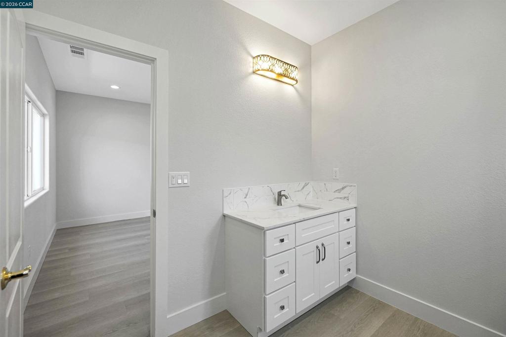 2102 Paige Ct Property Photo 29
