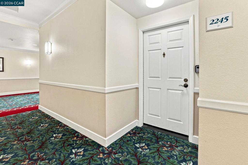 1840 Tice Creek Dr 2245 Property Photo 3