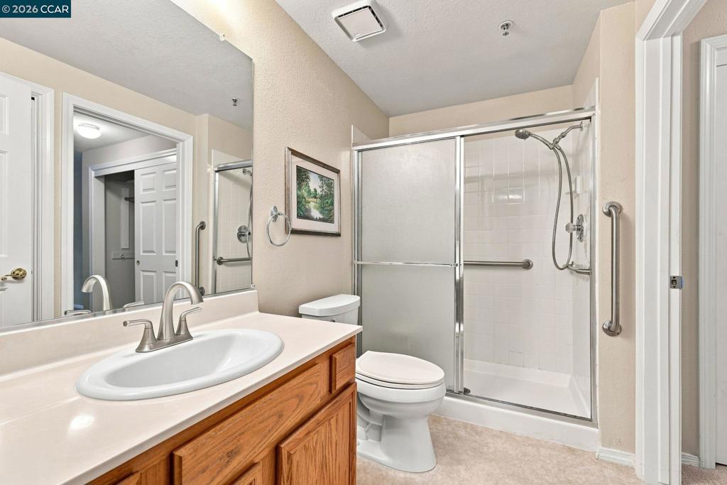 1840 Tice Creek Dr 2245 Property Photo 19