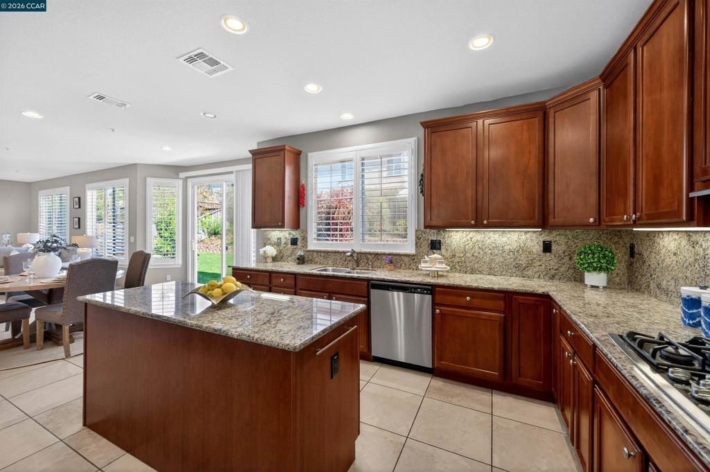 6 Tullach Pl Property Photo 18