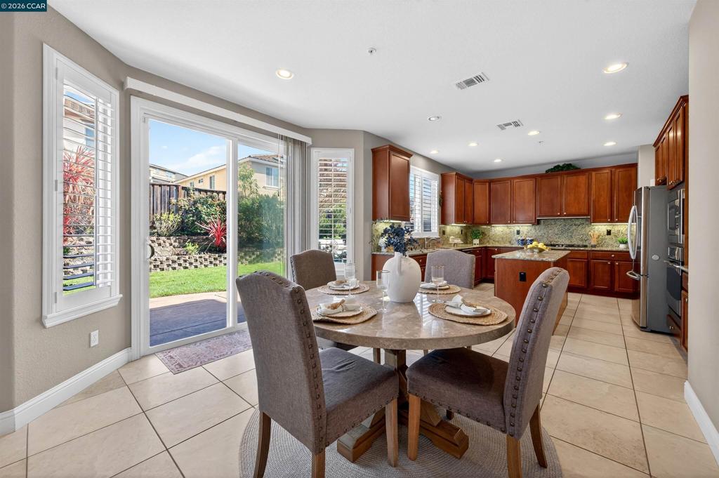 6 Tullach Pl Property Photo 24