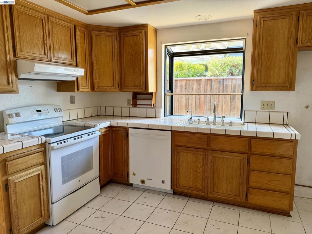 2061 Eilene Dr Property Photo 12