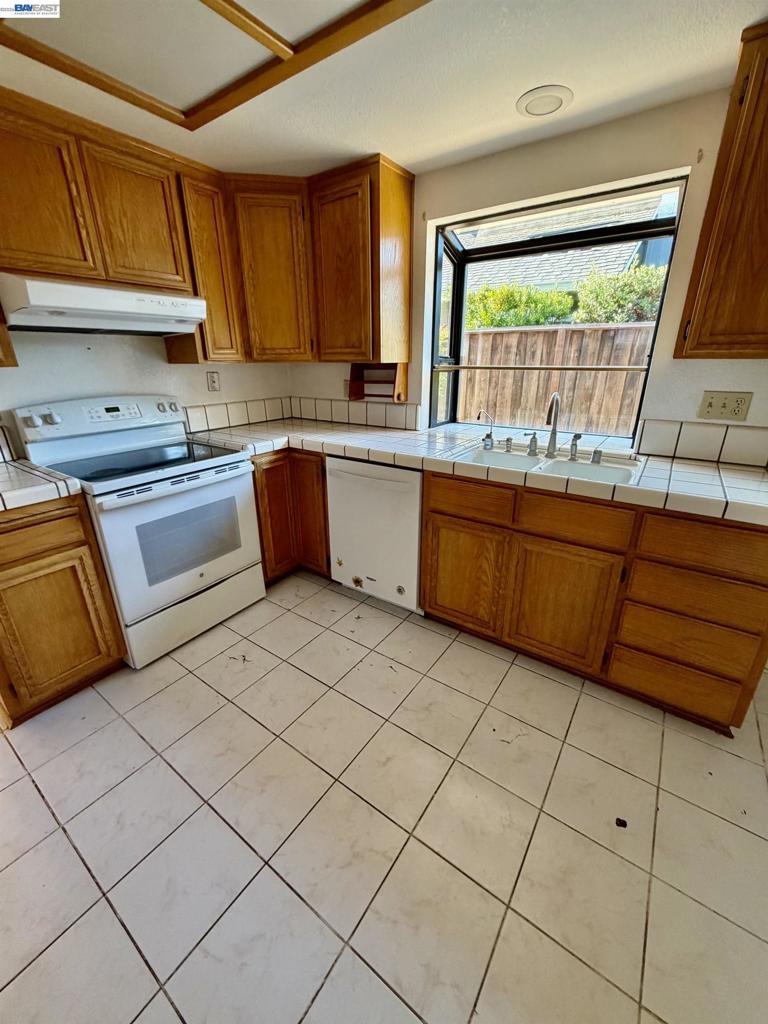 2061 Eilene Dr Property Photo 13