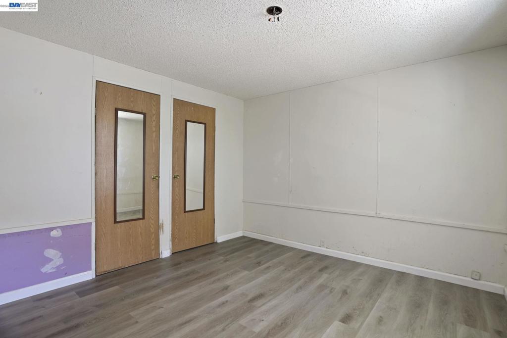 5040 Jackson St. Property Photo 18