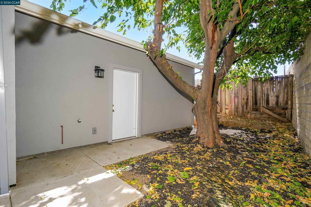2100 Paige Ct Property Photo 40