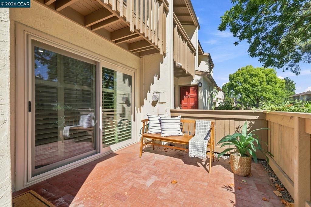 1938 Pomar Way Property Photo 3