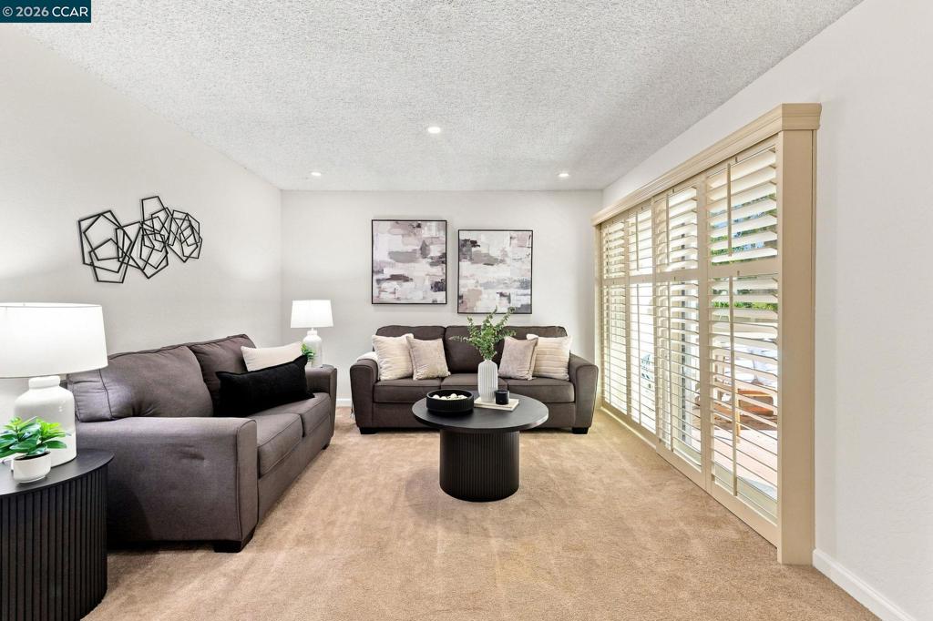 1938 Pomar Way Property Photo 4