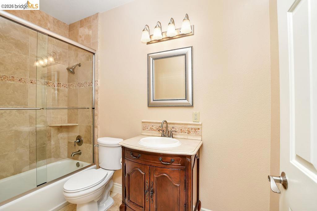 4464 Cove Ln Property Photo 27