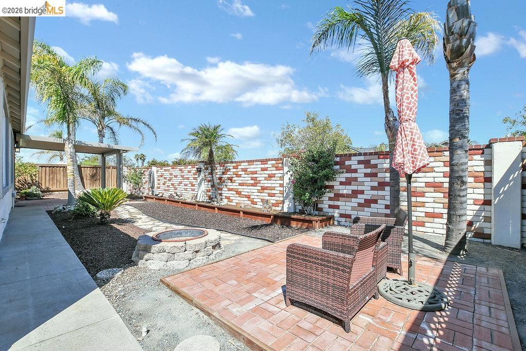 4464 Cove Ln Property Photo 32