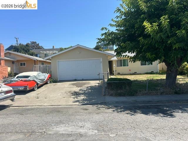 286 Redwing St Property Photo 1