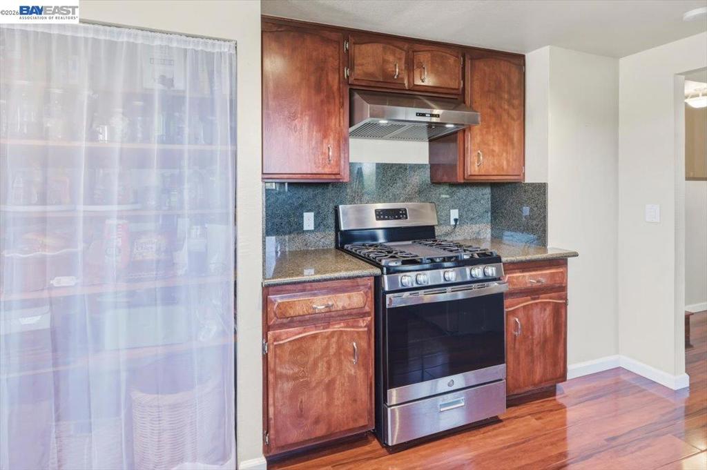 27468 Hayward Blvd Property Photo 19