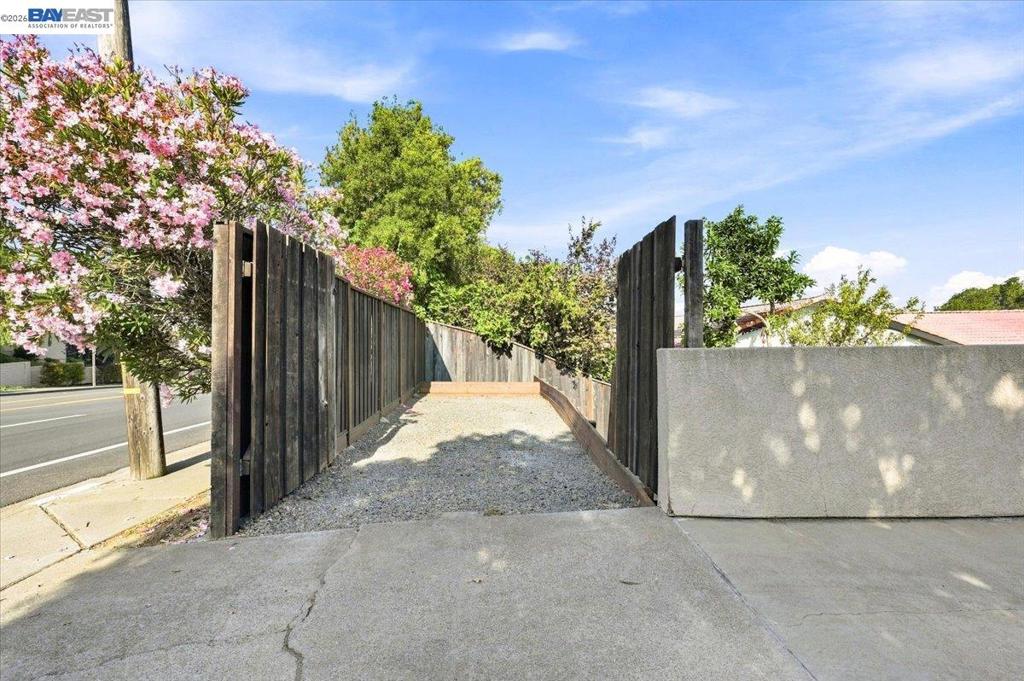 27468 Hayward Blvd Property Photo 88