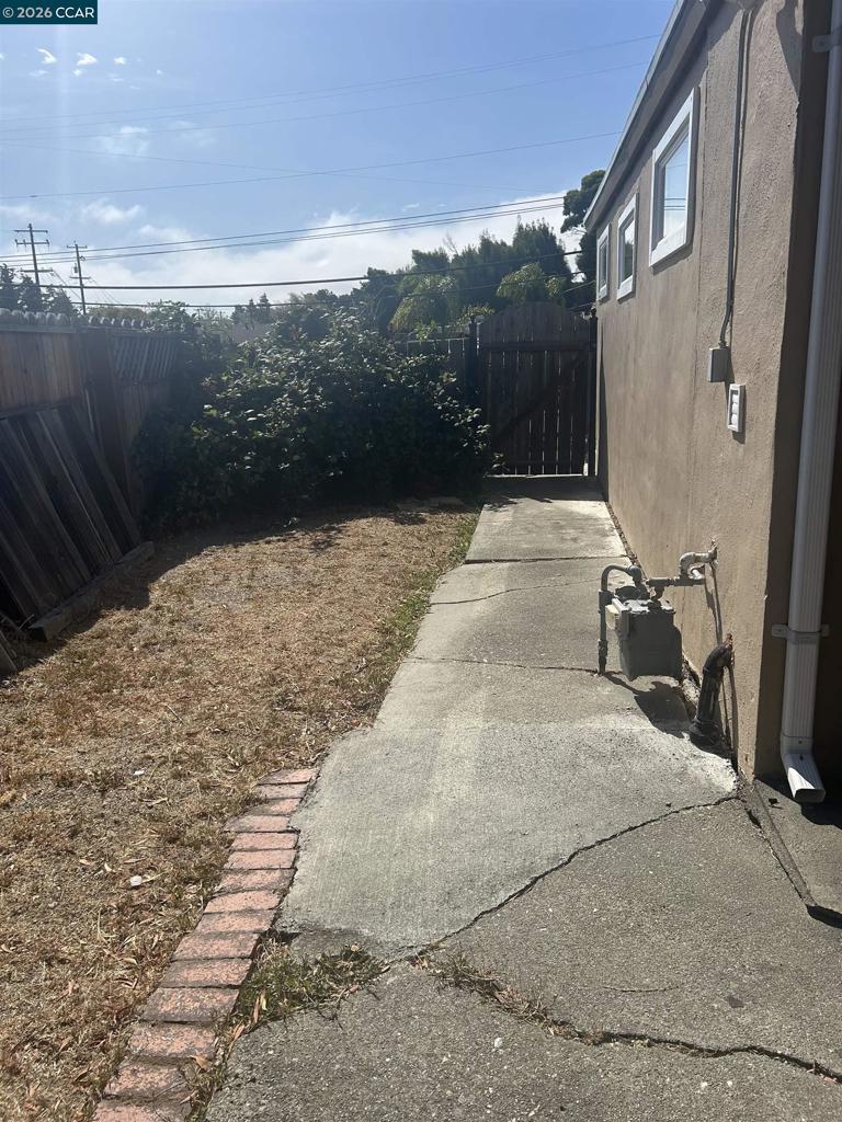 1075 Rachel Rd Property Photo 16