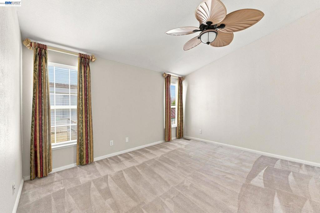 29020 Berkeley Property Photo 19