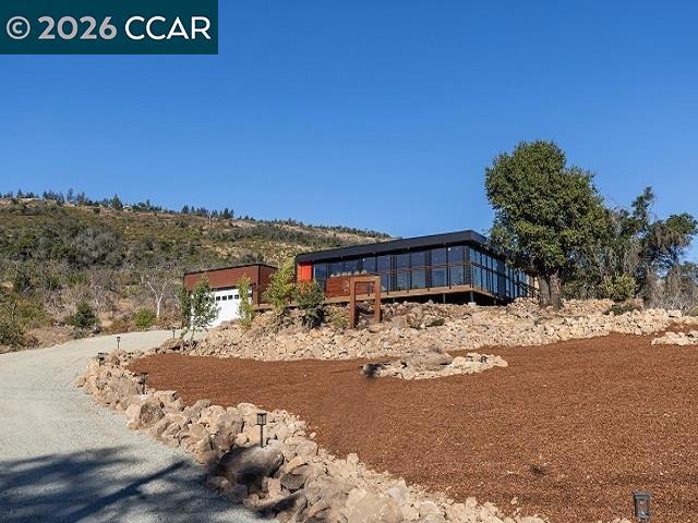 139 Oak St Property Photo 1